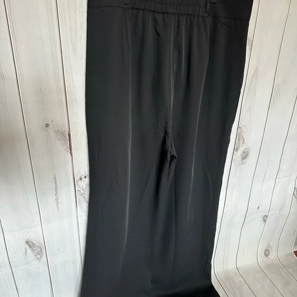 Halara High Waisted Side Pocket Work Flare Pants Size Large - Picture 3 of 5